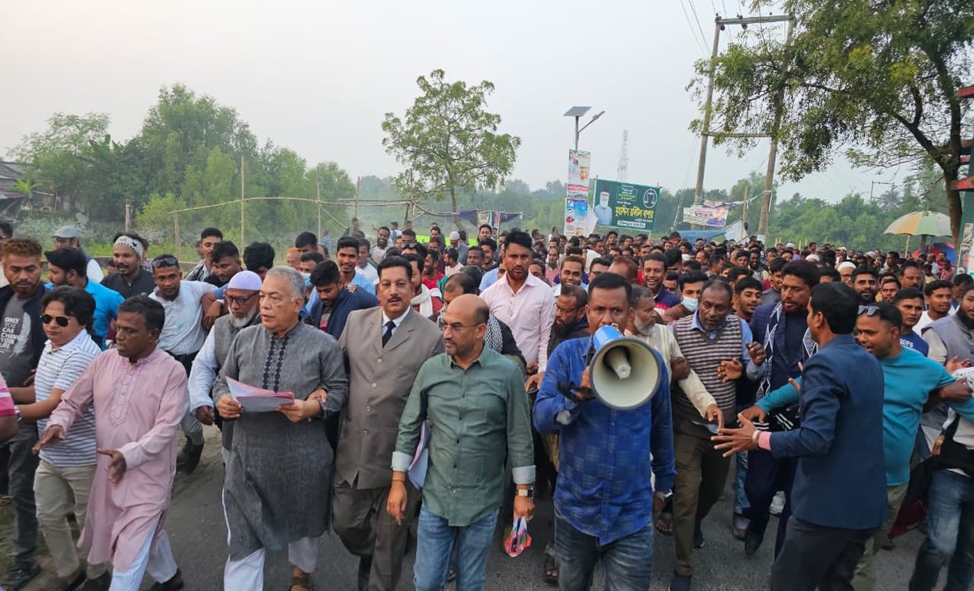 ডা. মো. শহিদুল আলমের নেতৃত্বে সাতক্ষীরার-৩ আসনে বিএনপির ৩১ দফা বাস্তবায়ন প্রচার ও গণসংযোগ