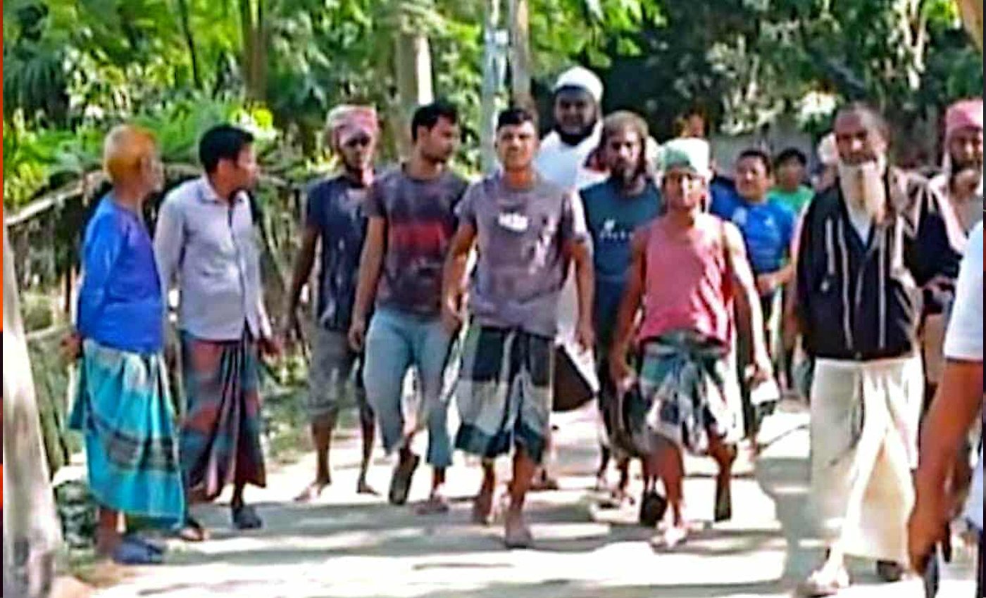 কাবিটা প্রকল্পের সড়ক নির্মাণে অনিয়ম–সিডিউল চাইতে গিয়ে তিন সাংবাদিকের ওপর হামলা