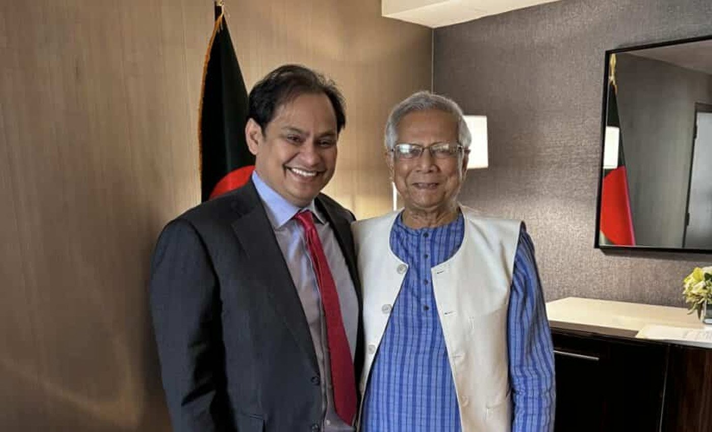 বাংলাদেশে বিনিয়োগে আগ্রহী ইমরান খান, সাক্ষাৎ করলেন অধ্যাপক ইউনূসের সঙ্গে